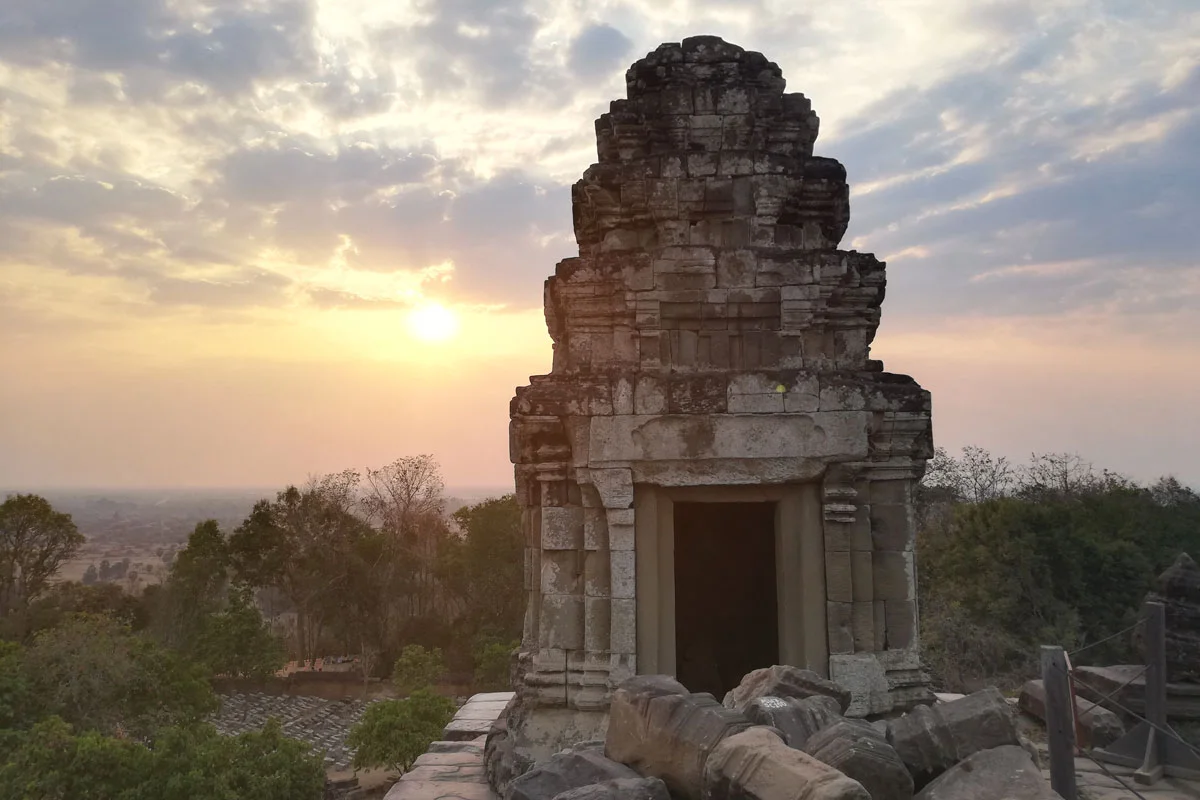 Phnom Bakheng Phnom Bakheng coucher de soleil temple angkor siem riep