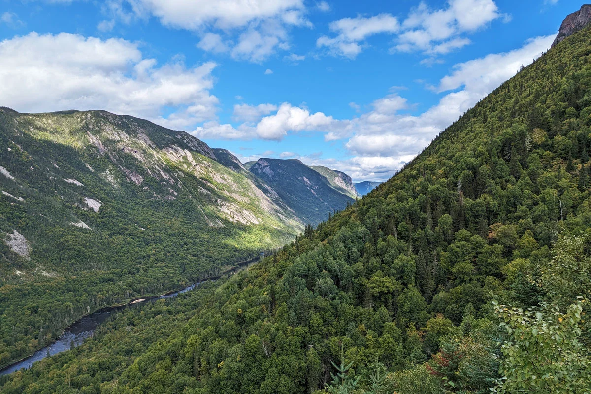 La plus belle vue du voyage Hautes Gorges de la rivière Malbaie randonnée panorama