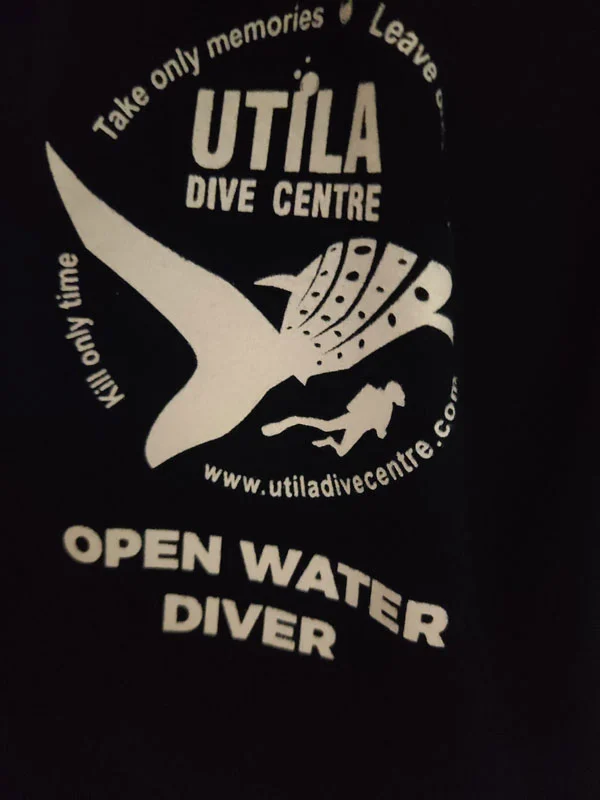 T-shirt Utila Dive Centre Center