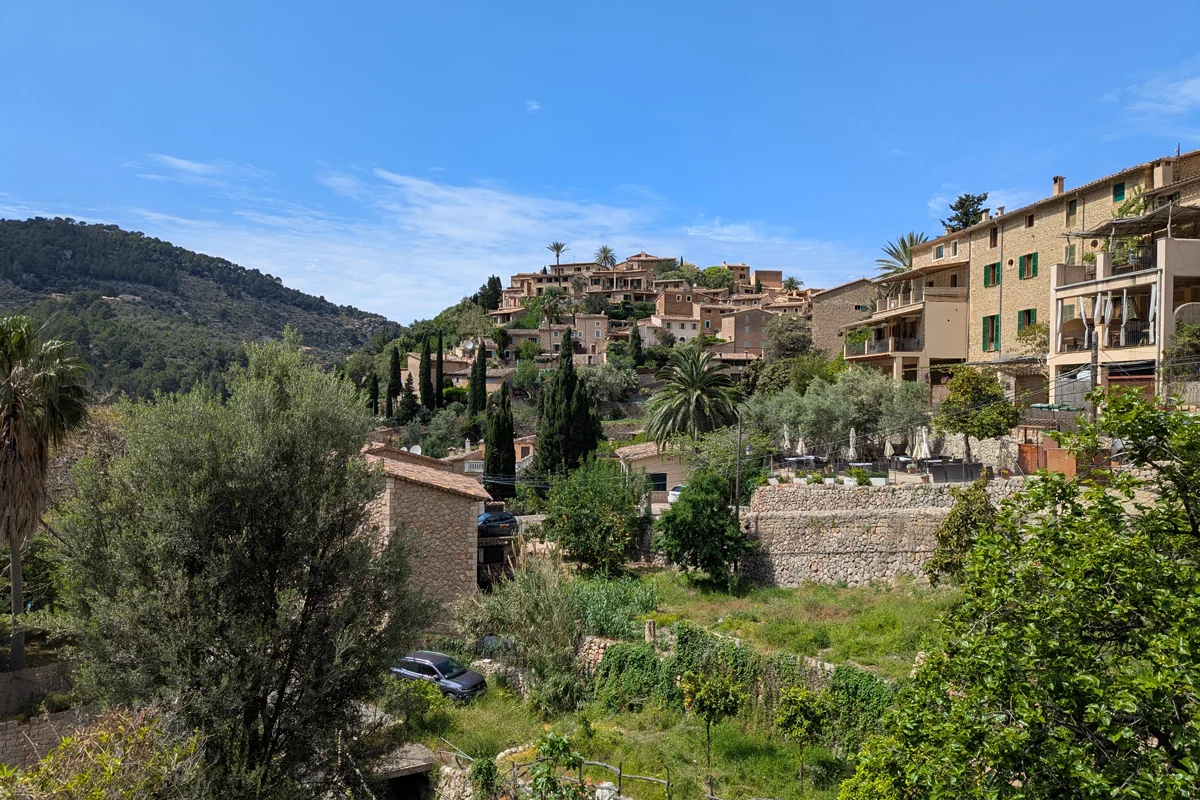 deia village majorque gr 221