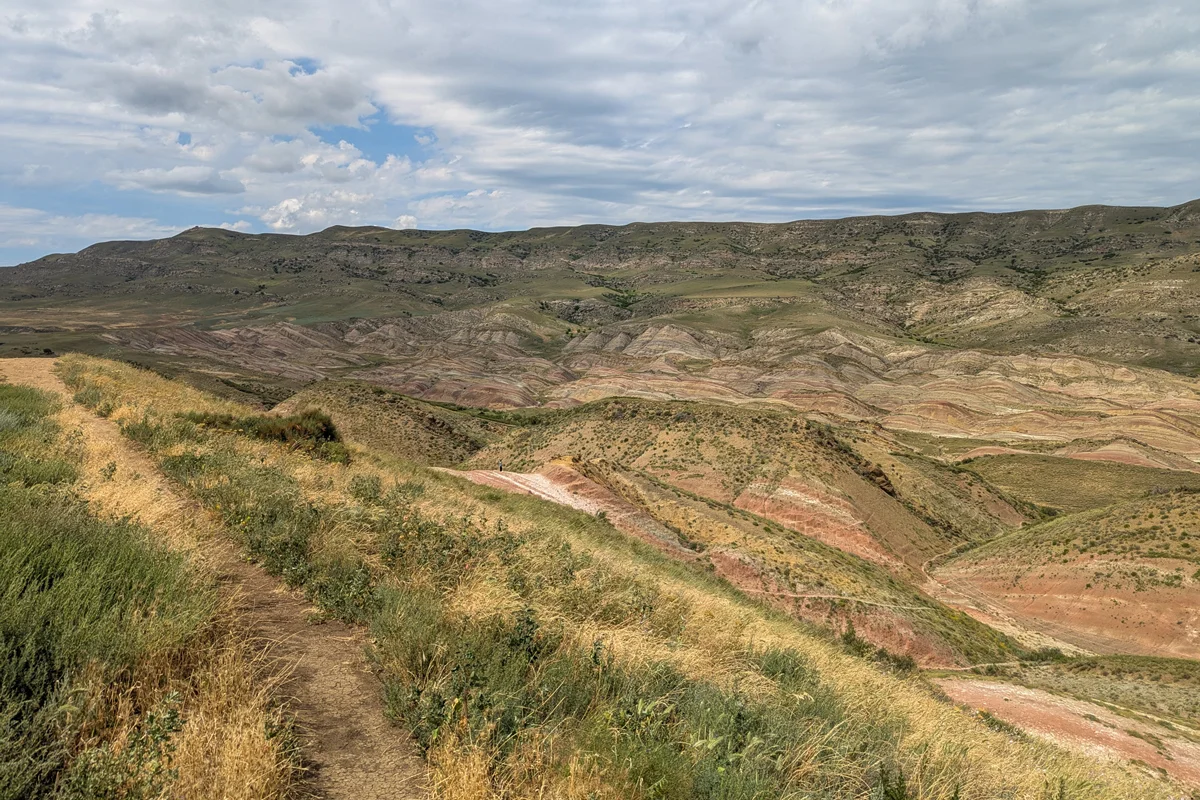 Montagnes arc-en-ciel Davit Gareja Gareji Line