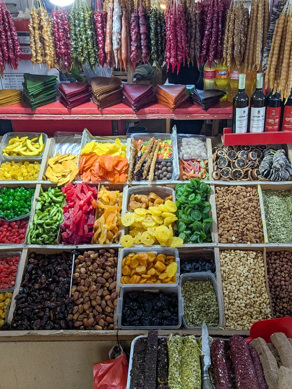 Green Bazaar Kutaisi nourriture géorgienne