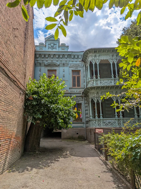 tbilissi architecture batiment