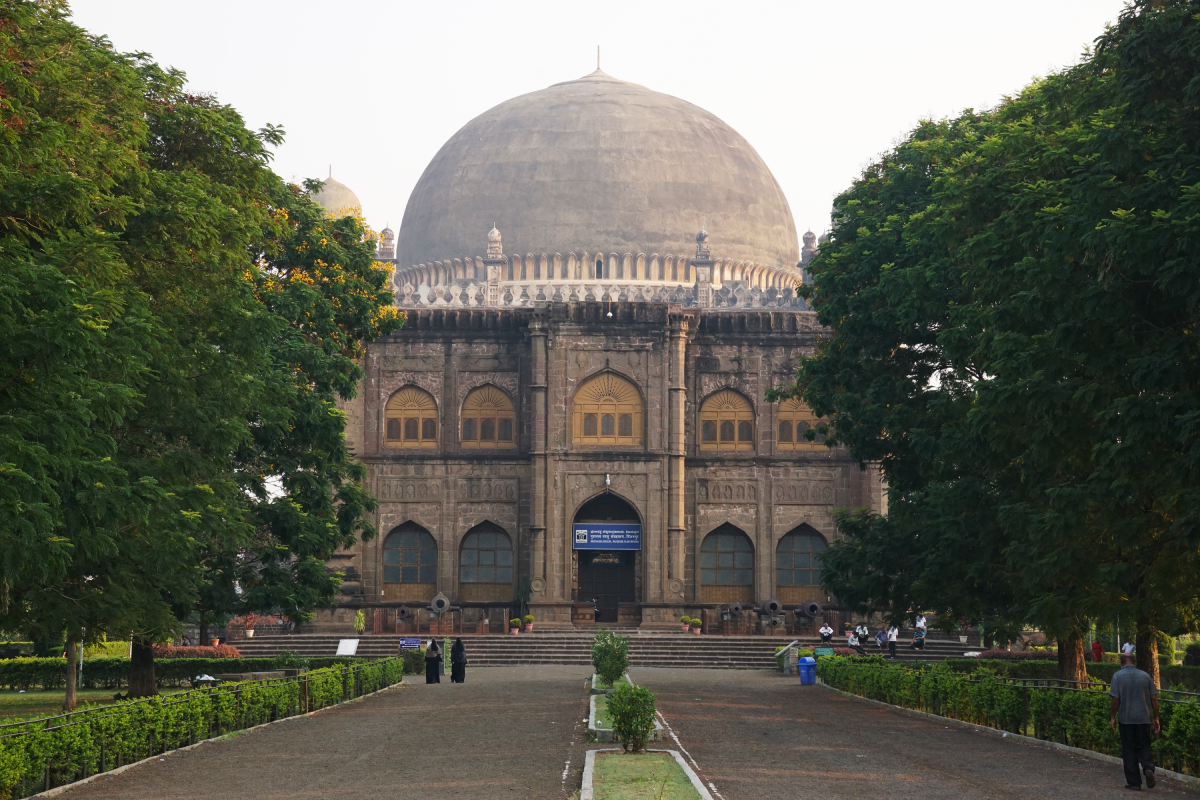 bijapur gol gumbaz mausolée dôme