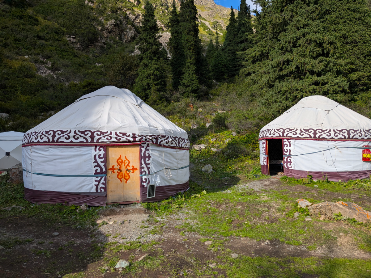 Nomad Camp Sirota Yourte